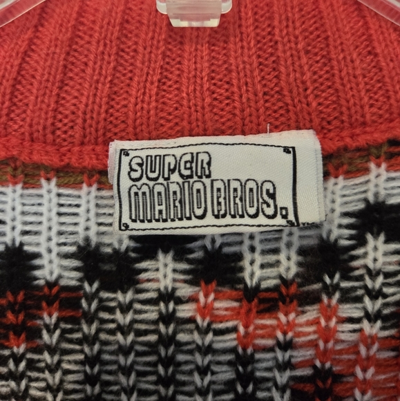 Super Mario Bros. Sweater - Picture 2 of 4
